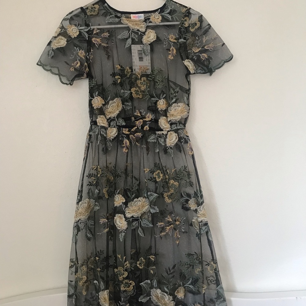 Lace overlay Lularoe Deanne 2